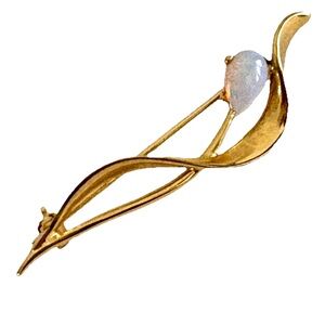 Gold Tone Brooch with Opalescent Stone